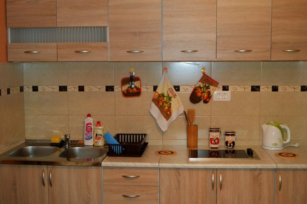 Apartments Bucin Котор Екстериор снимка
